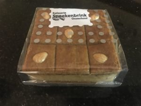 Blok gevuld speculaas   1 Stuk.